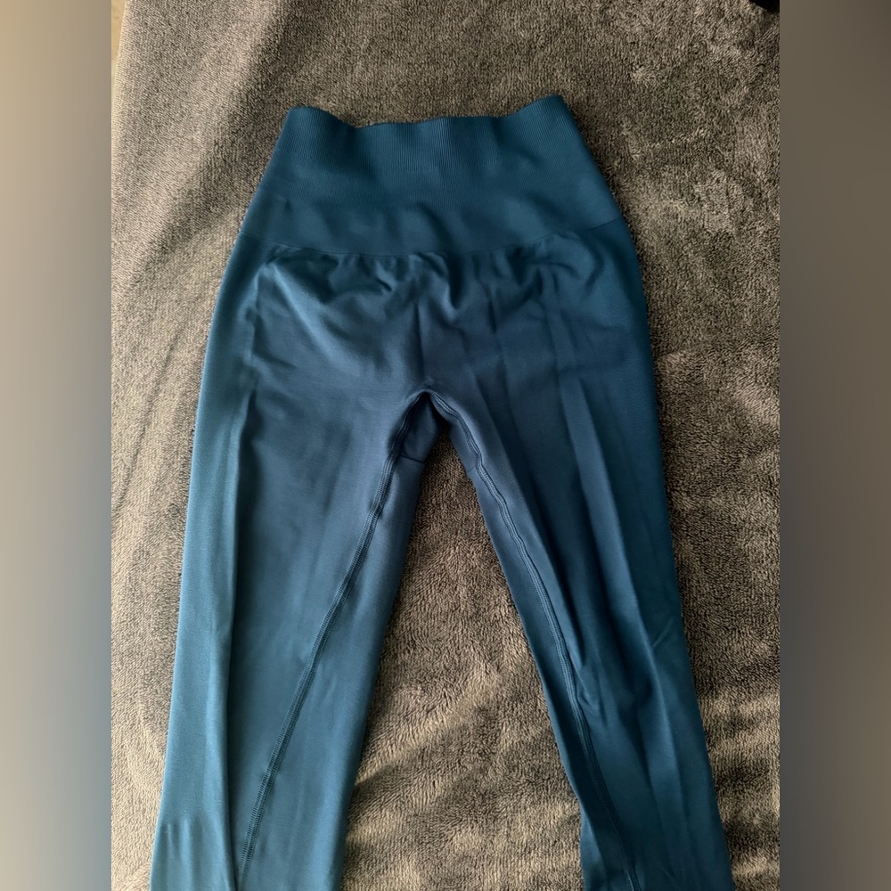 Alphalete amplify flares